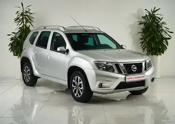 Nissan Terrano Вид 3