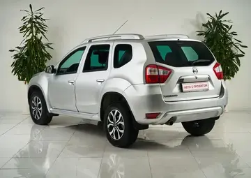 Nissan Terrano Вид 4