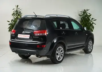 Citroen C-Crosser Вид 5