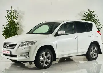 Toyota RAV4 Вид 1