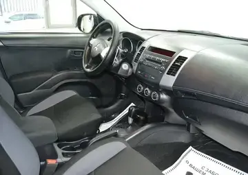 Mitsubishi Outlander Вид 5