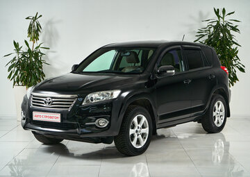 Toyota RAV4 Вид 1