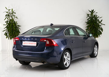 Volvo S60 Вид 5