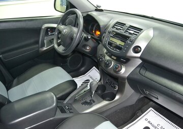 Toyota RAV4 Вид 5